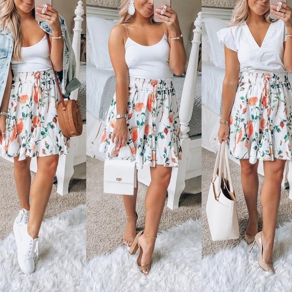 Dresses & Skirts - Women’s High Wasted Floral Print Mini Skirt Dresses & Skirts - Women’s High Wasted Floral Print Mini Skirt